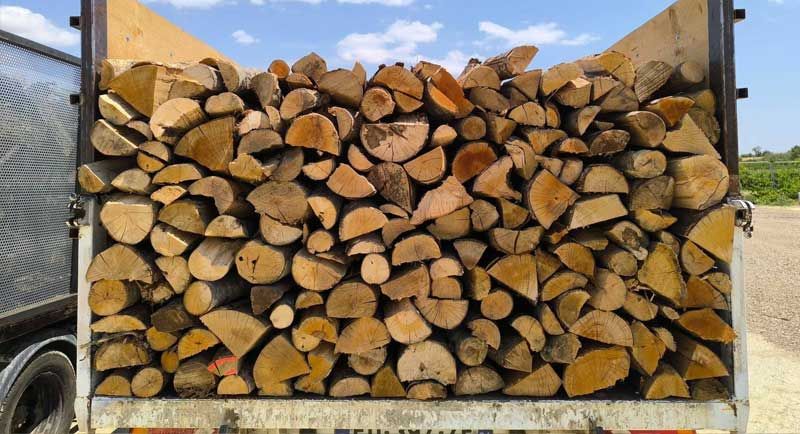 Bûches de hêtre et de frêne de bois de chauffage