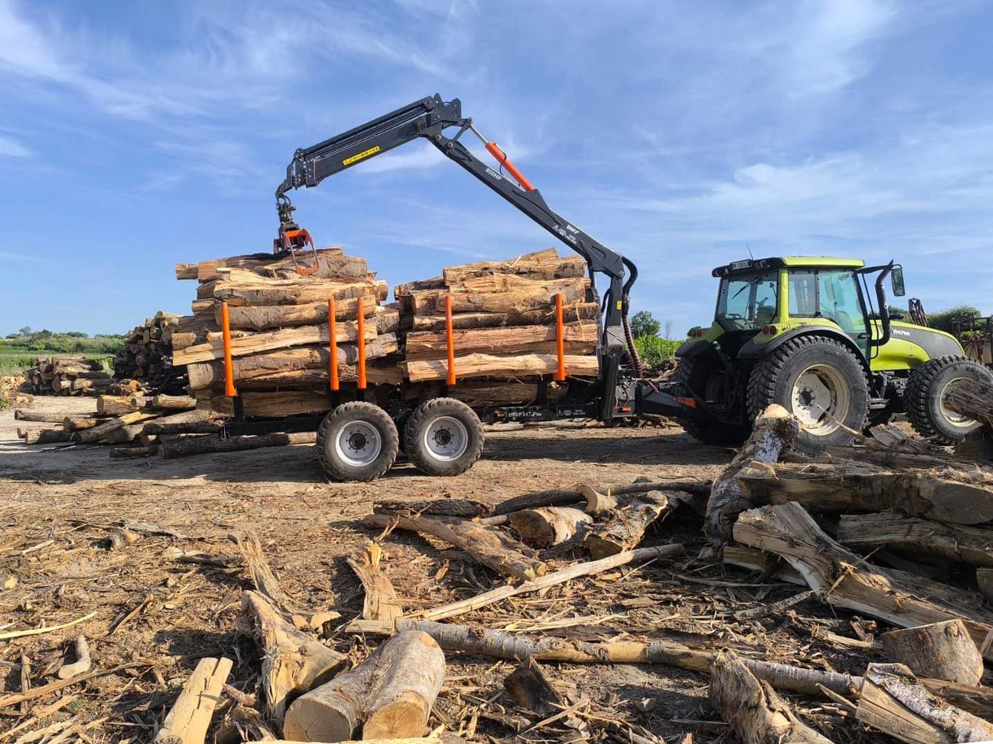 Débardage en milieu forestier par tracteur