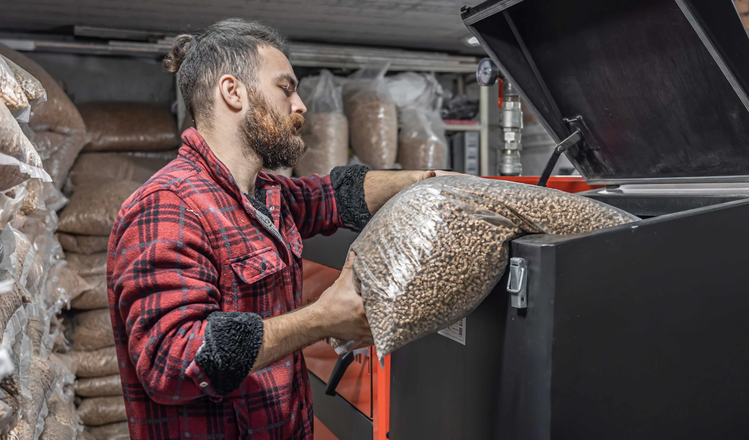 Alimentation d'un poêle à granulés en pellets de bois